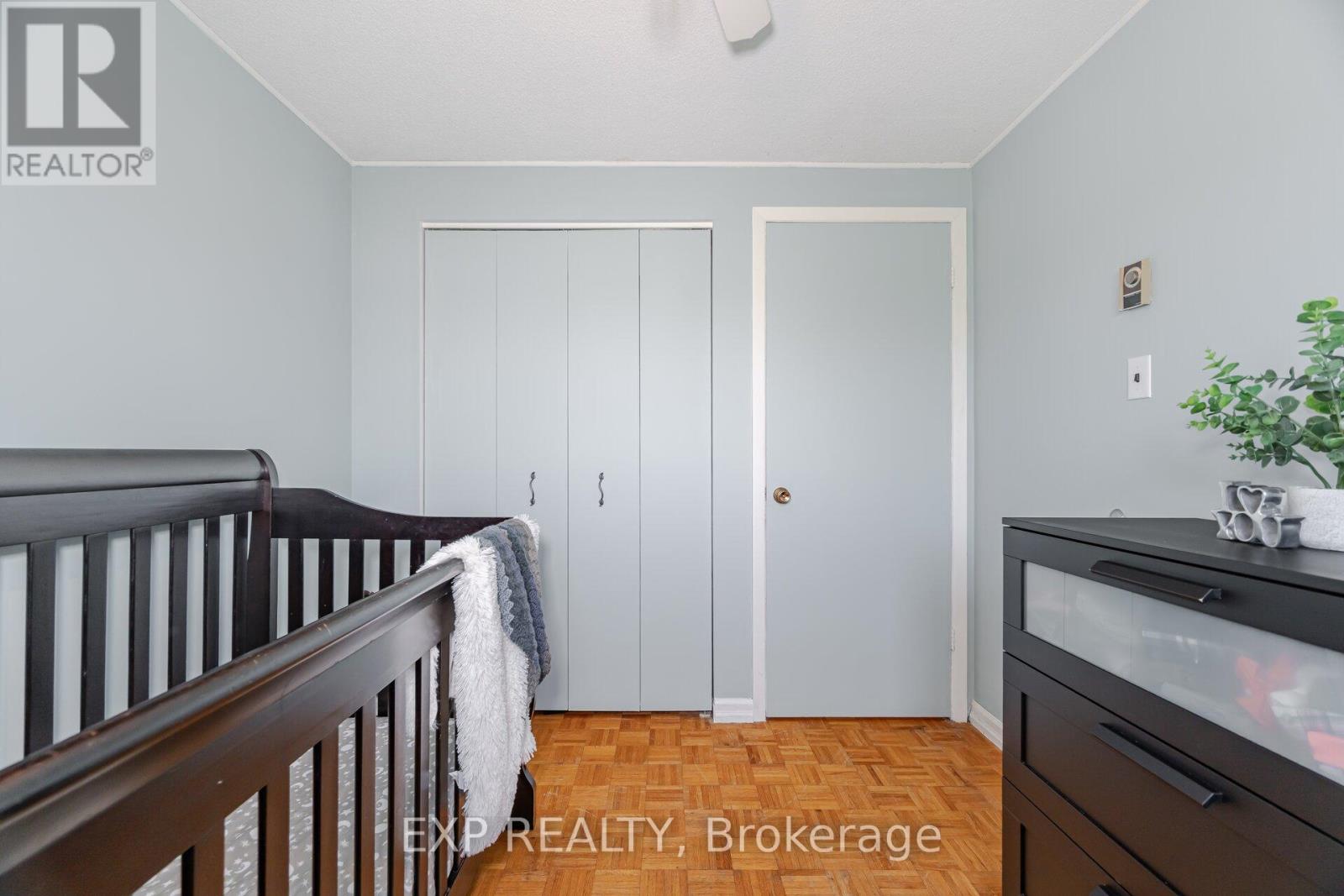 136 Darras Court, Brampton, Ontario  L6T 1W7 - Photo 28 - W12217155