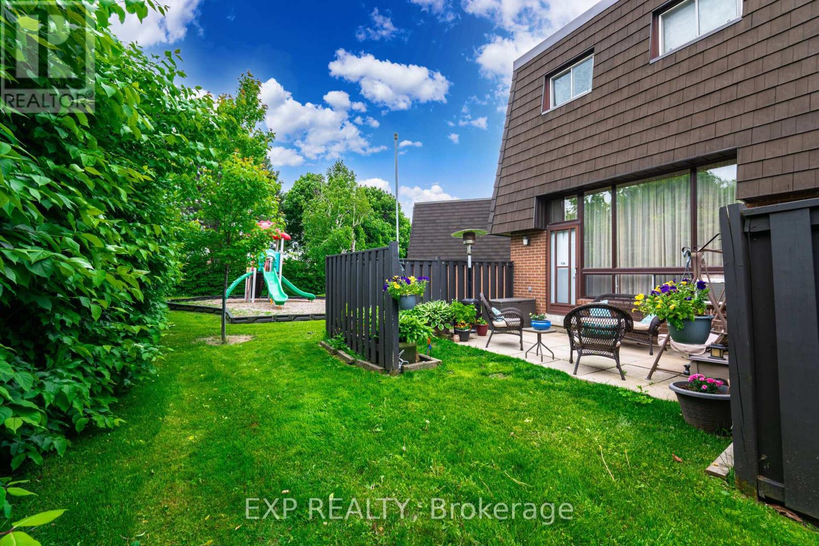 136 Darras Court, Brampton, Ontario  L6T 1W7 - Photo 38 - W12217155
