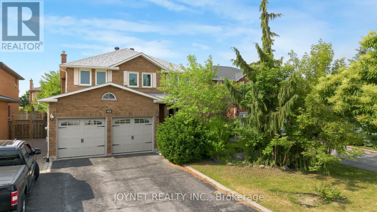43 Castlehill Road, Vaughan, Ontario  L6A 1N8 - Photo 2 - N12131629