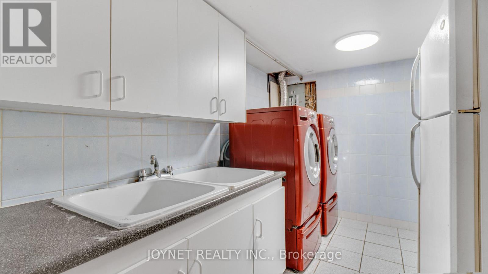 43 Castlehill Road, Vaughan, Ontario  L6A 1N8 - Photo 41 - N12131629