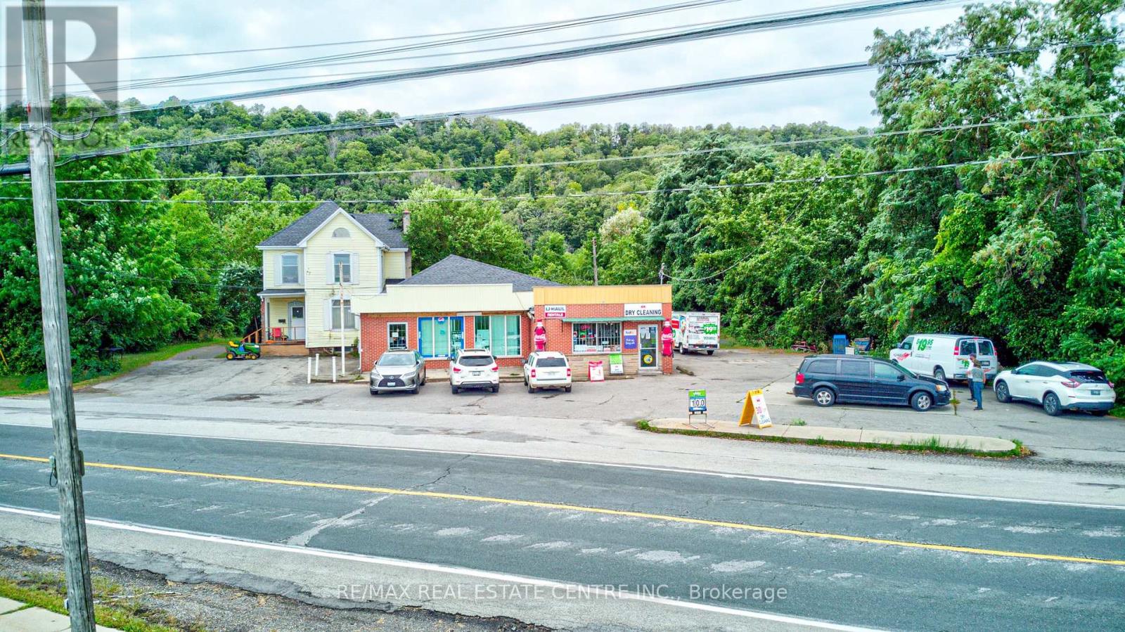 407-409 Main Street W, Grimsby (Grimsby West), Ontario  L3M 1T1 - Photo 4 - X12217129