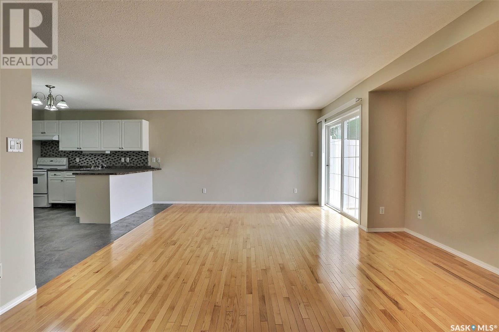 4742 Marigold Drive, Regina, Saskatchewan  S4X 4S2 - Photo 3 - SK009208