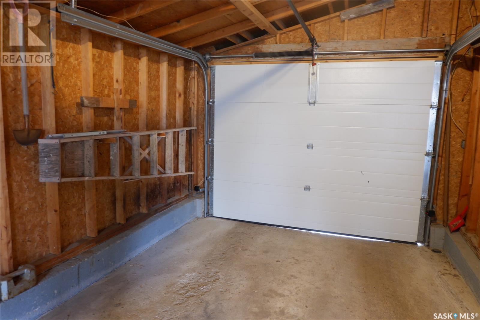 407 3rd Avenue W, Assiniboia, Saskatchewan  S0H 0B0 - Photo 26 - SK009190