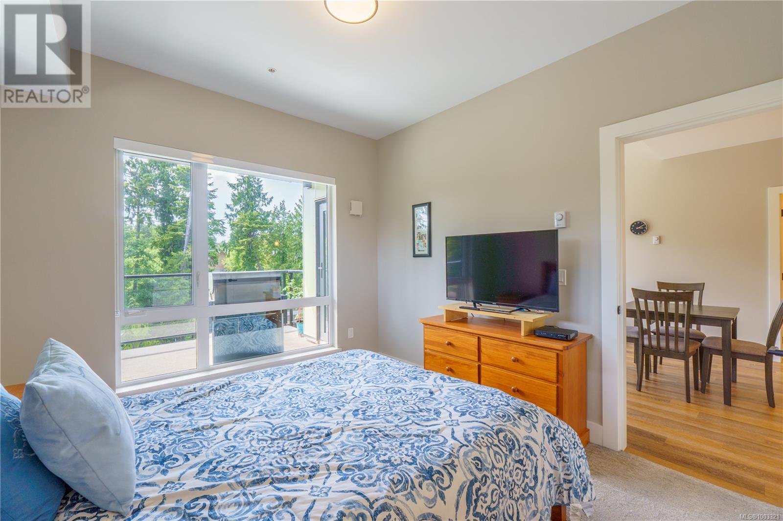 301 700 Yew Wood Rd, Tofino, British Columbia  V0R 3A0 - Photo 11 - 1003321