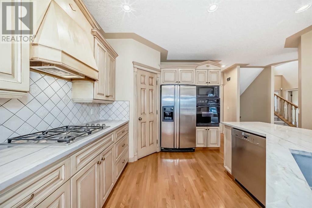 Property at 46 Valley Ponds Way NW image 4