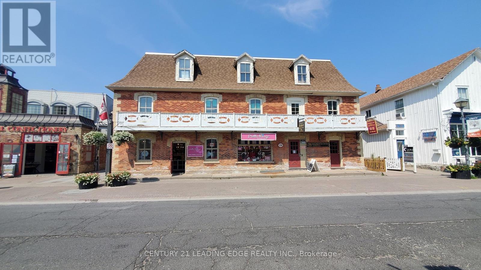 202 - 178 Main St. Unionville Street, Markham, Ontario  L3R 2G9 - Photo 3 - N12120285