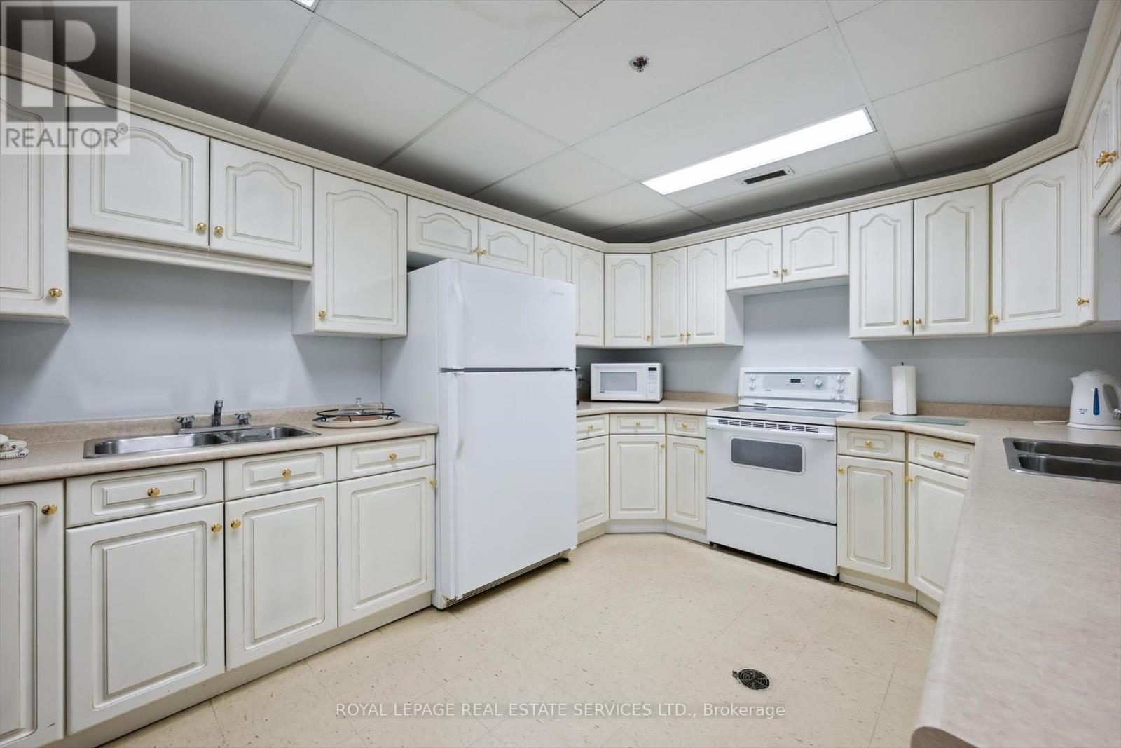 906 - 81 Millside Drive, Milton, Ontario  L9T 3X4 - Photo 24 - W12215851