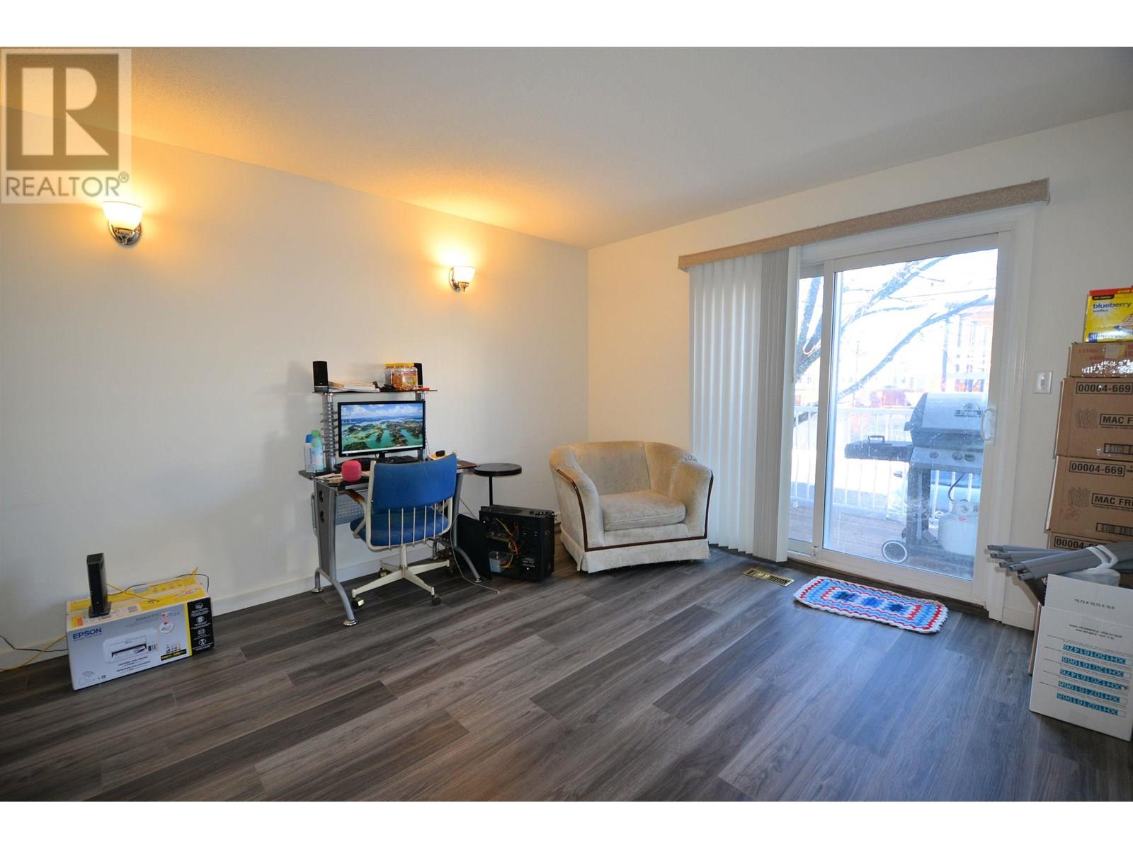 213 1601 Ingledew Street, Prince George, British Columbia  V2L 1K6 - Photo 3 - R3014595