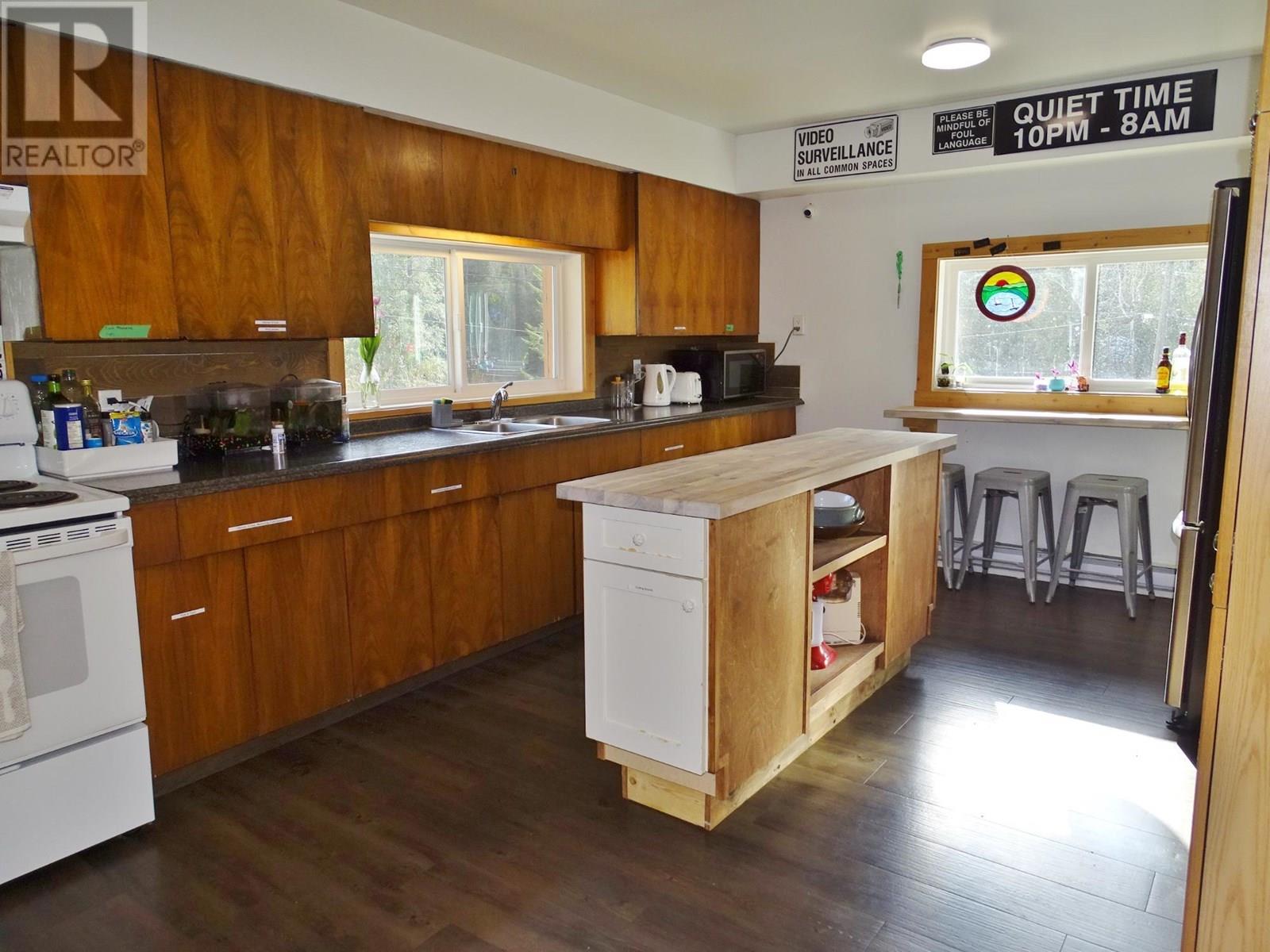 3915 Old Red Mountain Road, Rossland, British Columbia  V0G 1Y0 - Photo 19 - 2477215