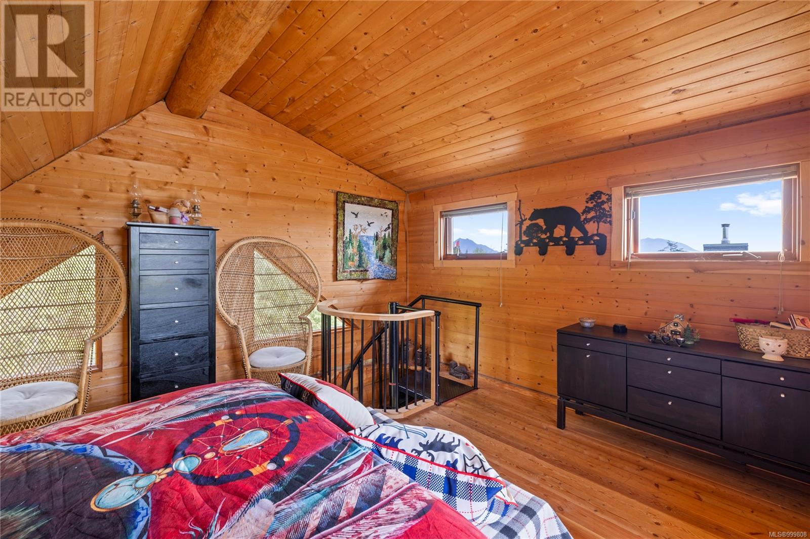 1082 Sixth Ave, Ucluelet, British Columbia  V0R 3A0 - Photo 16 - 999808