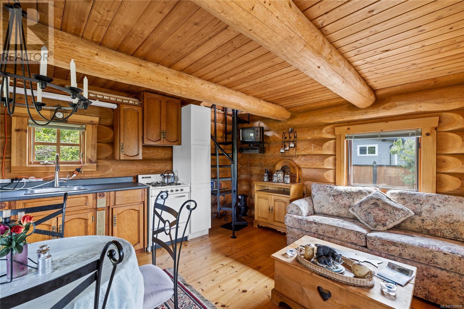 1082 Sixth Ave, Ucluelet, British Columbia  V0R 3A0 - Photo 9 - 999808
