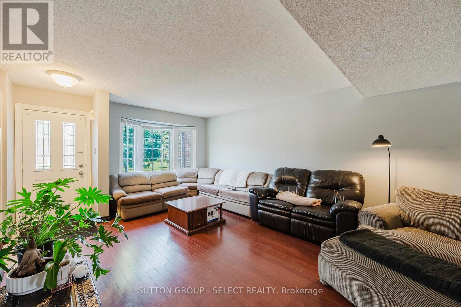 11 - 151 Martinet Avenue, London East (East I), Ontario  N5V 4T4 - Photo 5 - X12217329