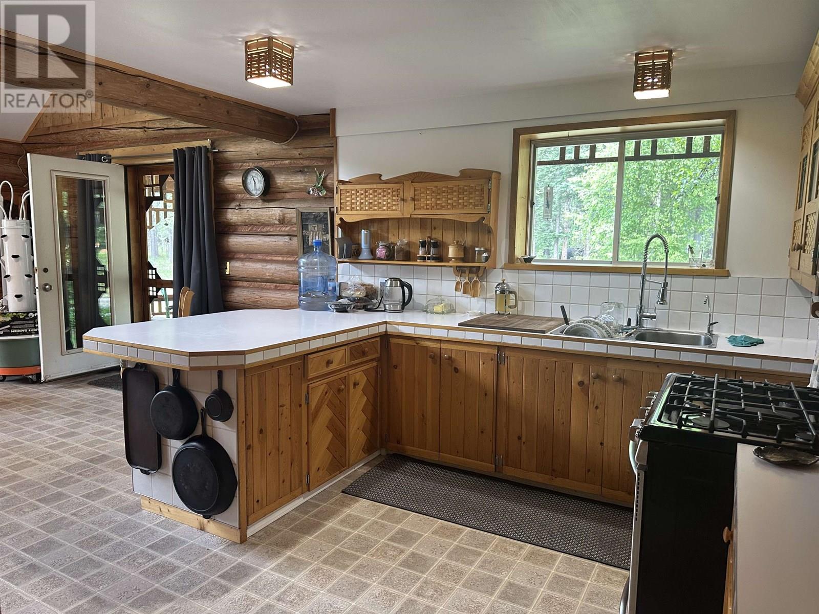 21023 Tompkins Road, Hudsons Hope, British Columbia  V0C 1V0 - Photo 8 - R3014334