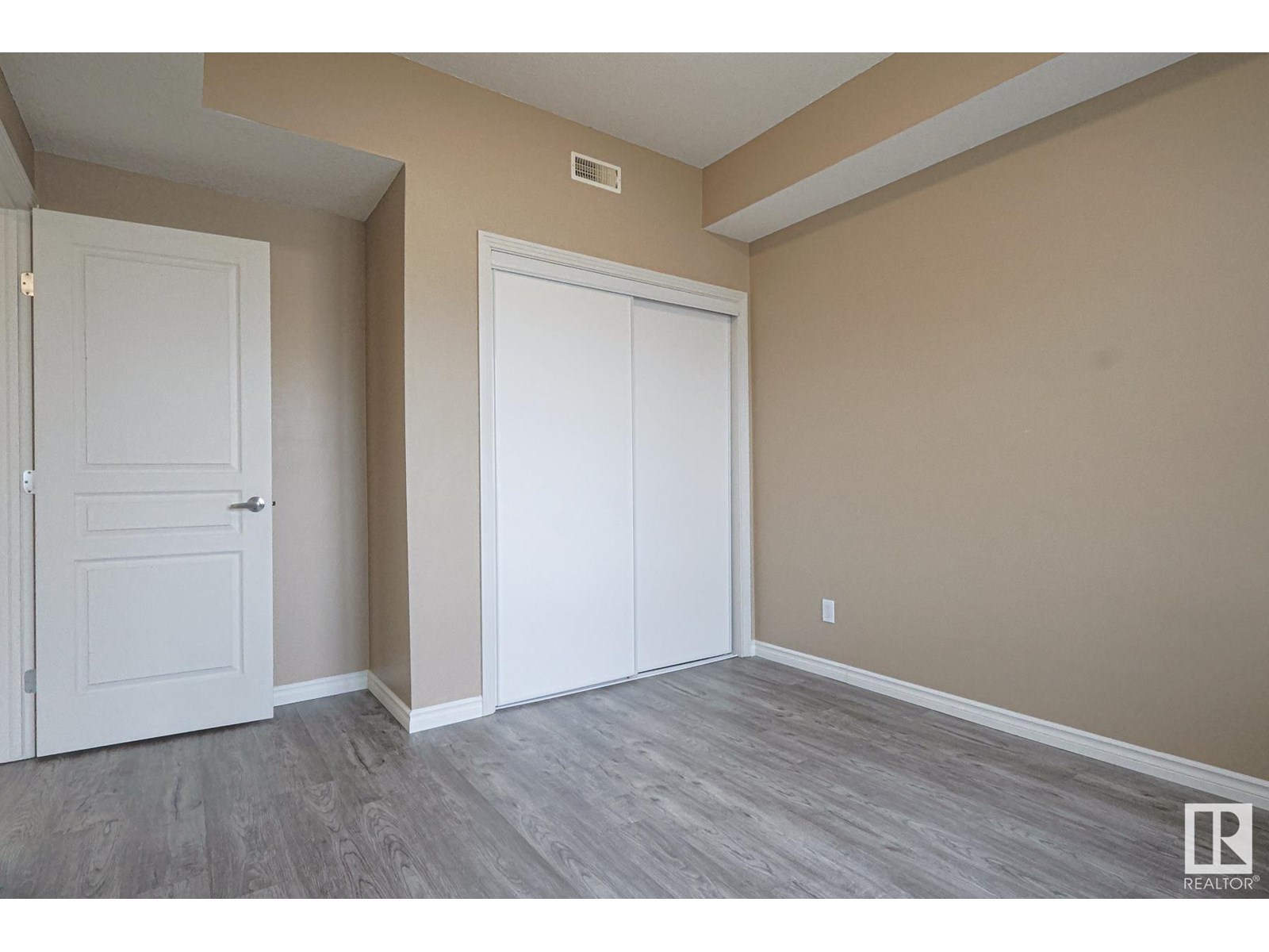 #113 9507 101 Av Nw, Edmonton, Alberta  T5H 4R1 - Photo 10 - E4442074