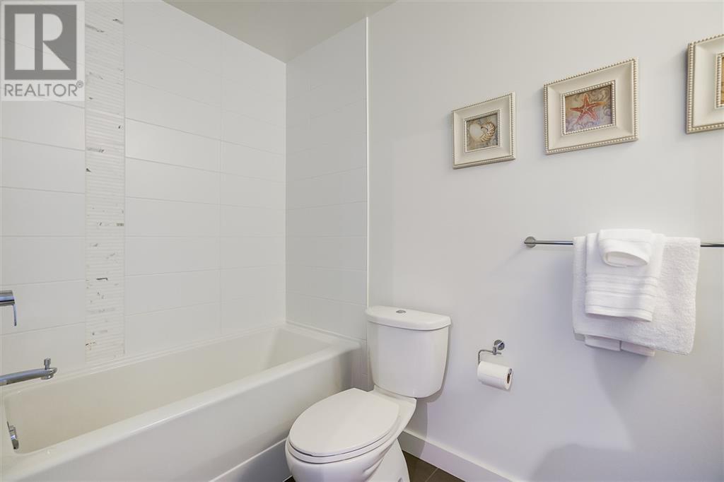 211 1621 Hamilton Avenue, North Vancouver, British Columbia  V7P 0B7 - Photo 8 - R3014362