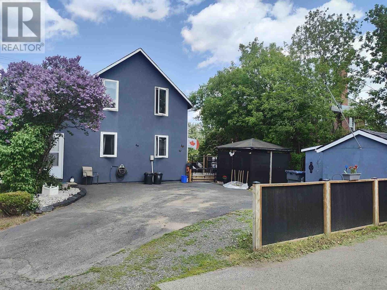 305 Wolseley Street, Thunder Bay, Ontario  P7A 3H1 - Photo 2 - TB251660