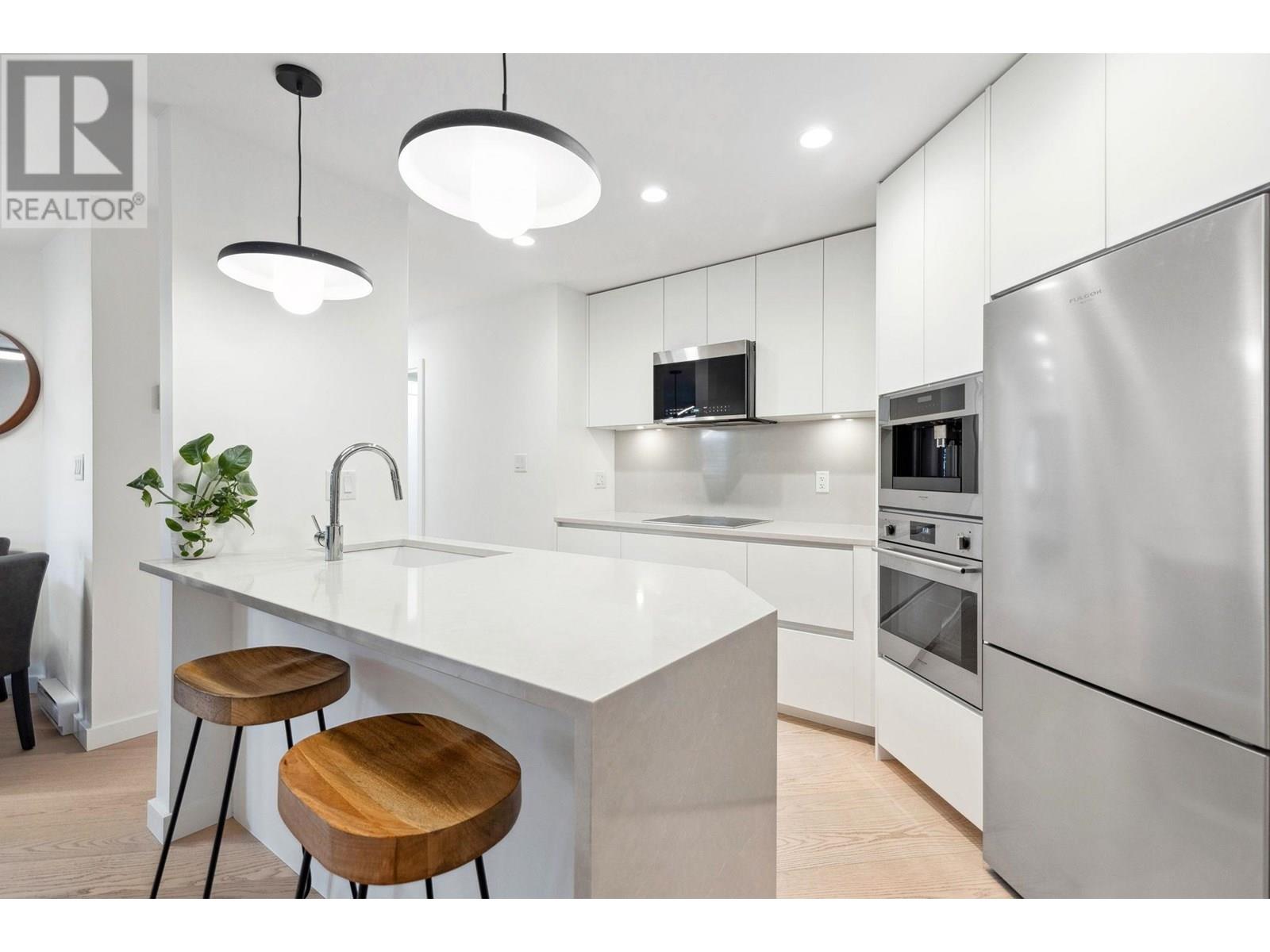 107 2023 FRANKLIN STREET, Vancouver, British Columbia