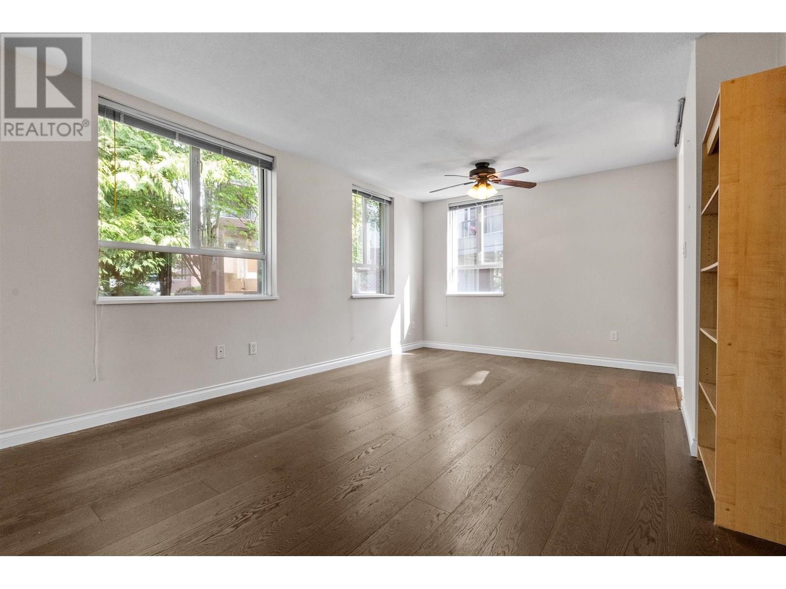 Property at 13 7077 BERESFORD STREET image 4