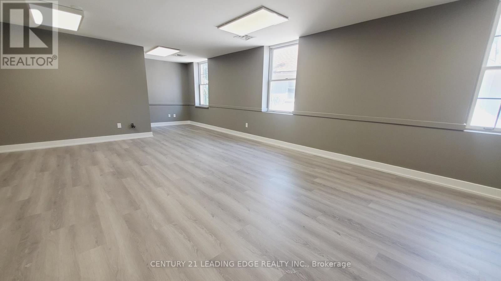 202 - 178 Main St. Unionville Street, Markham, Ontario  L3R 2G9 - Photo 14 - N12120285