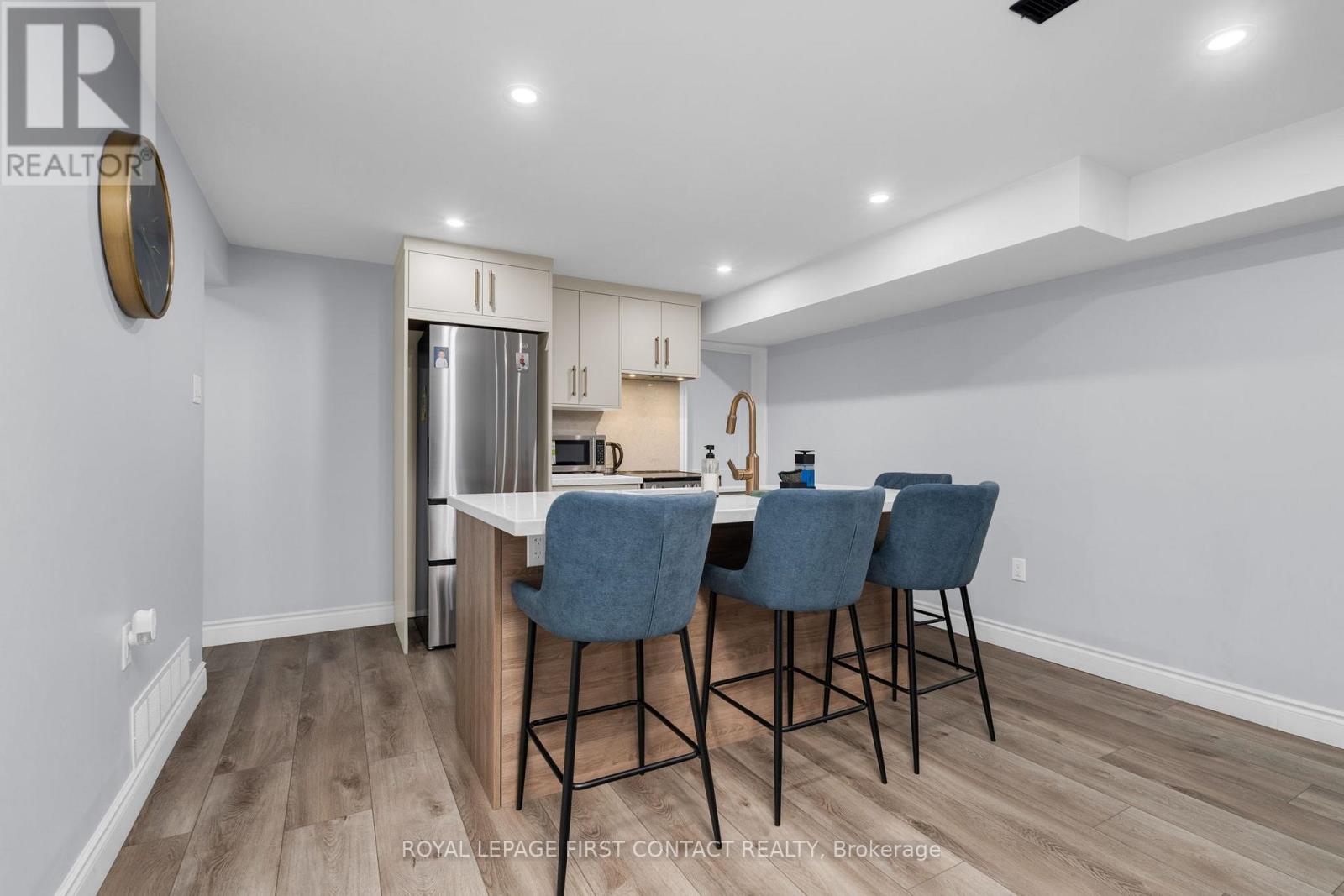 26 Ottaway Avenue, Barrie, Ontario  L4M 2W7 - Photo 23 - S12215398