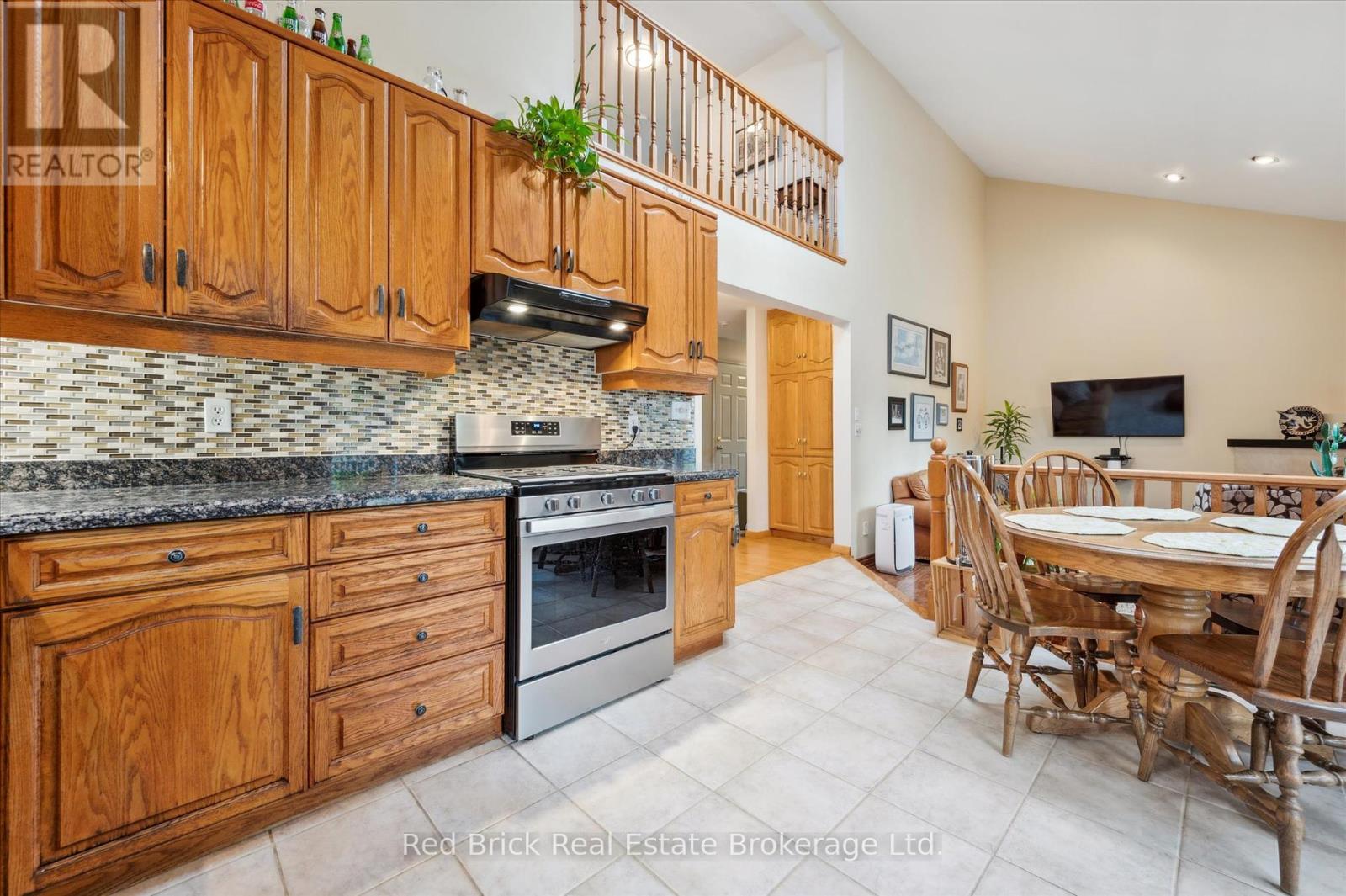 63 Flaherty Drive, Guelph, Ontario  N1H 8K6 - Photo 18 - X12217359