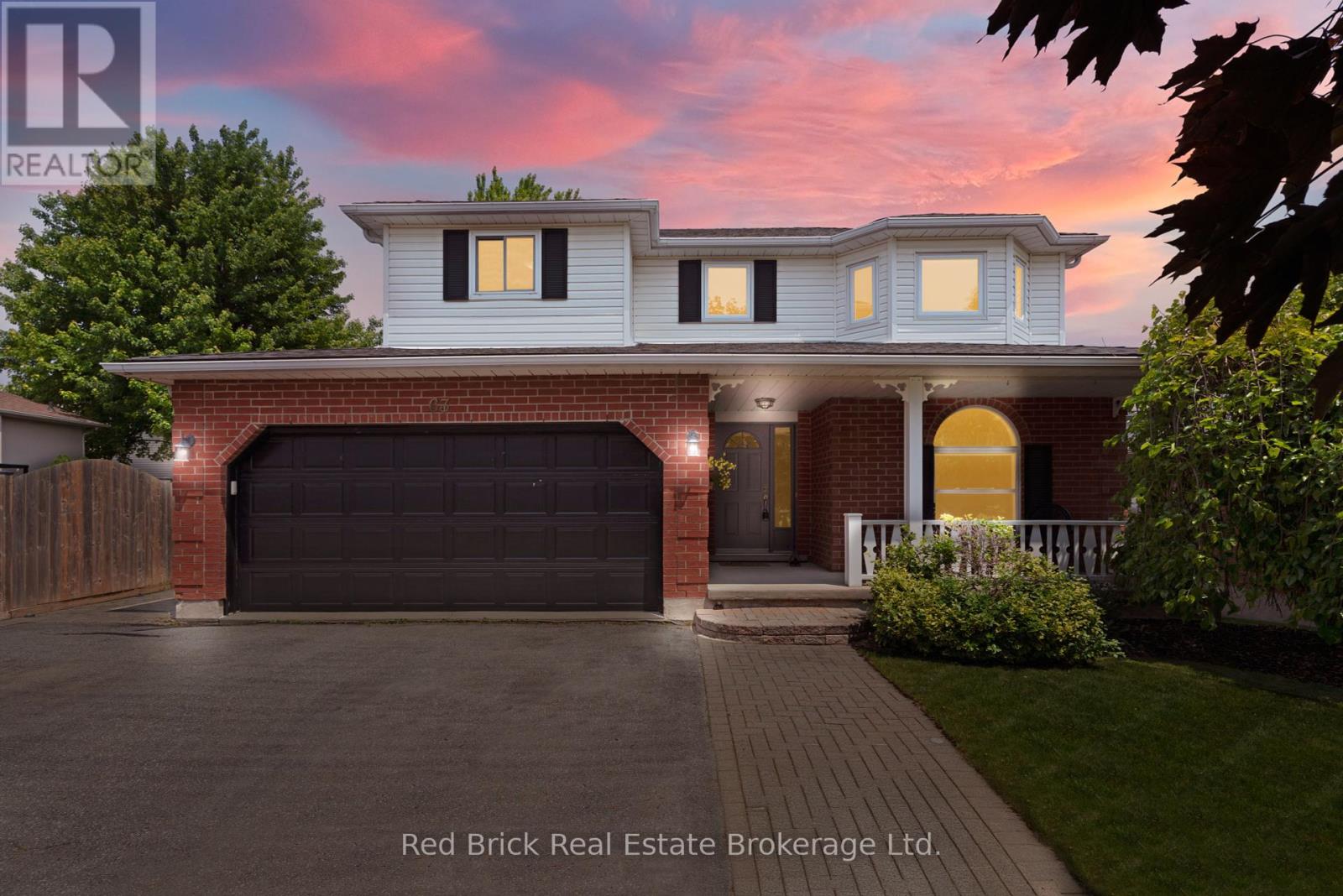 63 Flaherty Drive, Guelph, Ontario  N1H 8K6 - Photo 3 - X12217359