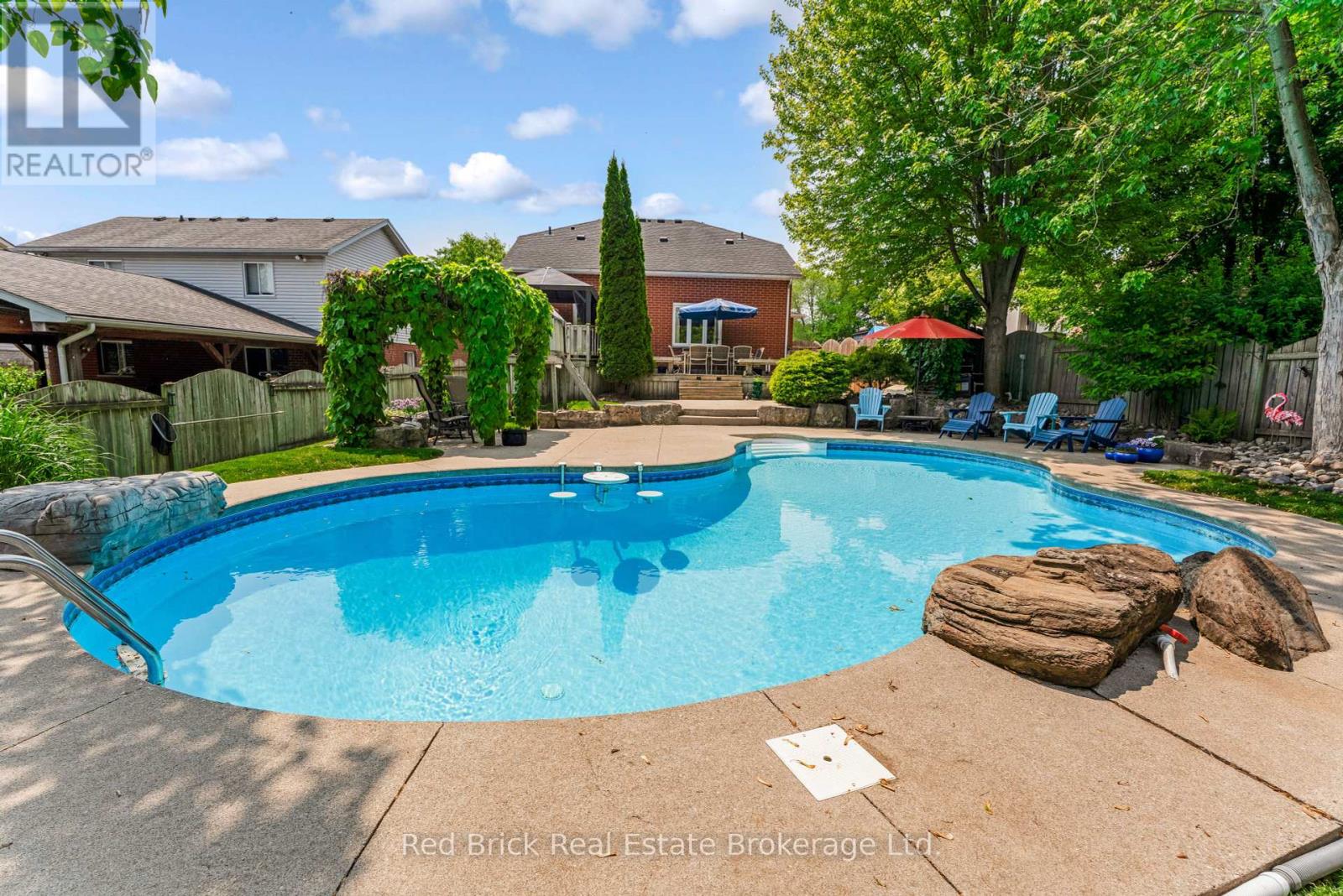 63 Flaherty Drive, Guelph, Ontario  N1H 8K6 - Photo 40 - X12217359