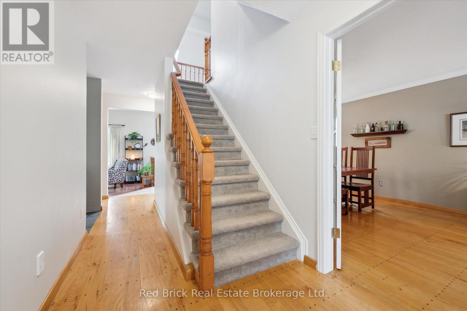 63 Flaherty Drive, Guelph, Ontario  N1H 8K6 - Photo 6 - X12217359