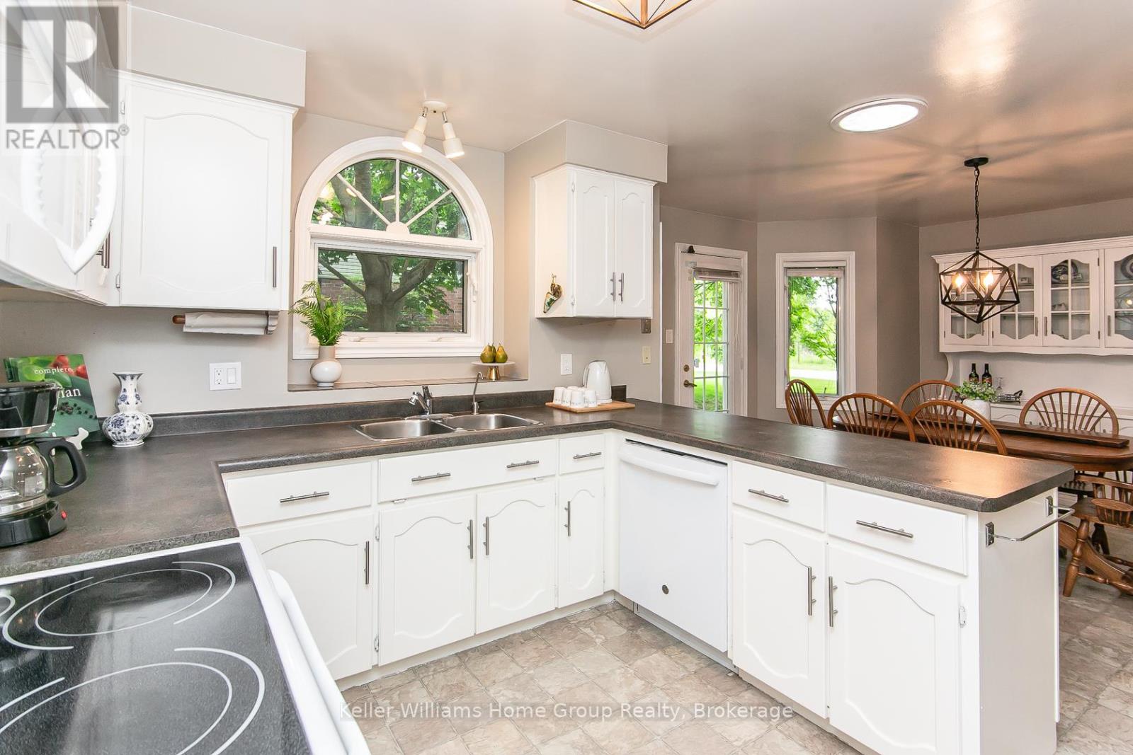 131 Maclennan Street, Guelph/eramosa, Ontario  N0B 2K0 - Photo 4 - X12217361