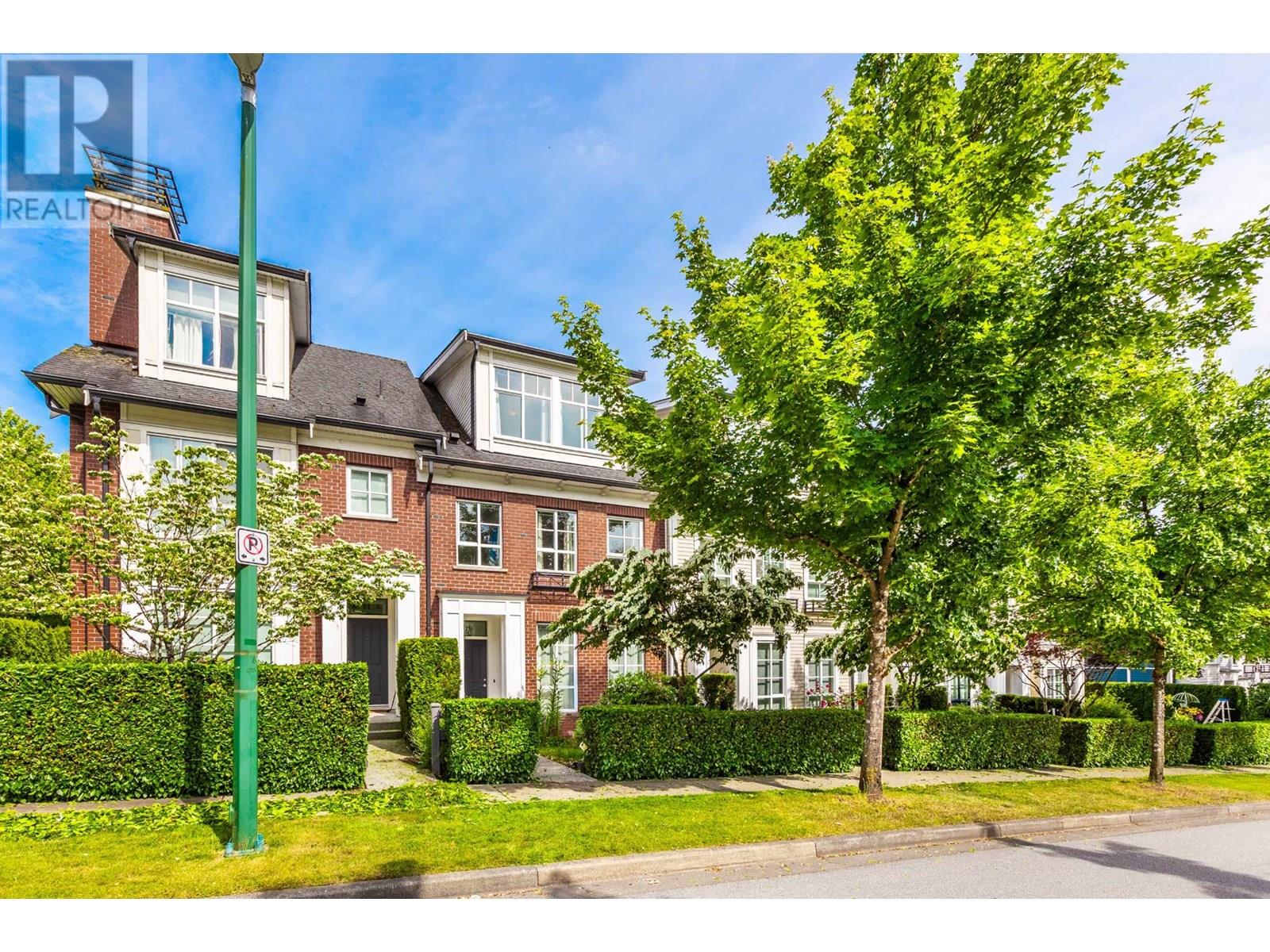 10 1231 HOLTBY STREET, Coquitlam, British Columbia