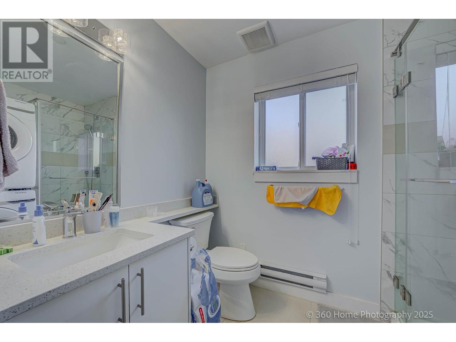 Listing Picture 25 of 31 : 4203 W 14TH AVENUE, Vancouver / 溫哥華 - 魯藝地產 Yvonne Lu Group - MLS Medallion Club Member