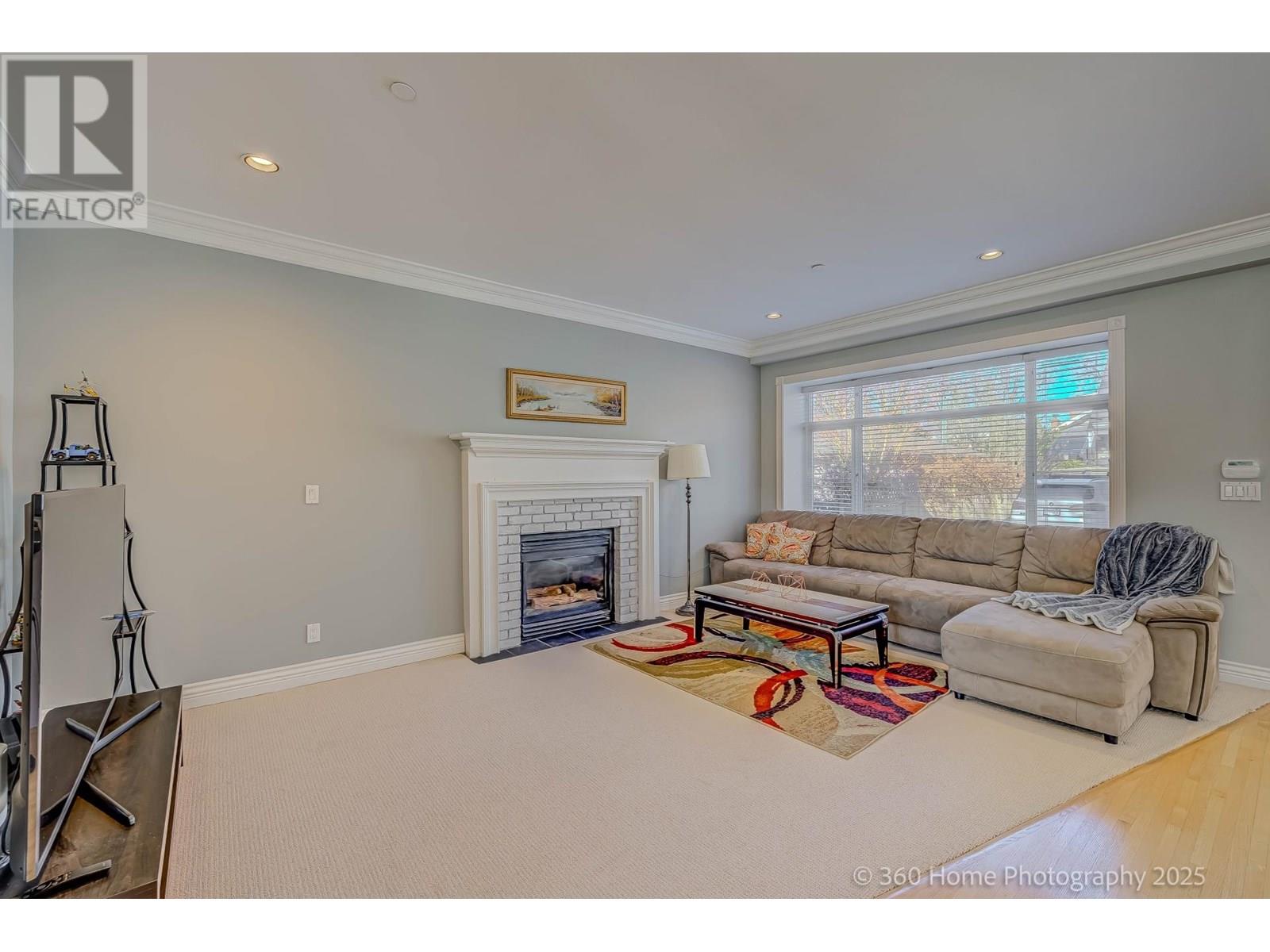 Listing Picture 8 of 31 : 4203 W 14TH AVENUE, Vancouver / 溫哥華 - 魯藝地產 Yvonne Lu Group - MLS Medallion Club Member