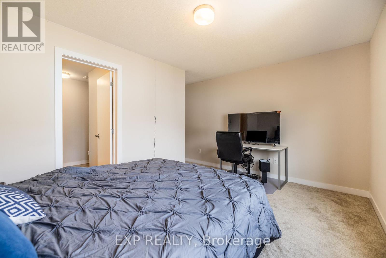 307 Canadensis Lane, Ottawa, Ontario  K2J 6X8 - Photo 13 - X12217360