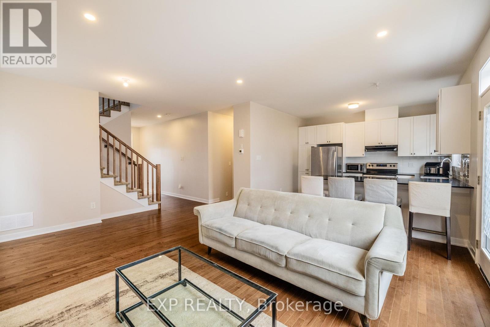 307 Canadensis Lane, Ottawa, Ontario  K2J 6X8 - Photo 8 - X12217360