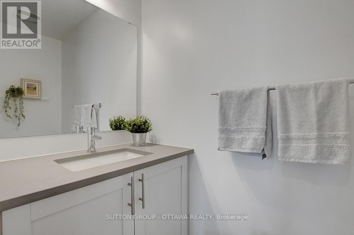 908 Duxbury Lane, Ottawa, Ontario  K4M 0M3 - Photo 18 - X12217378