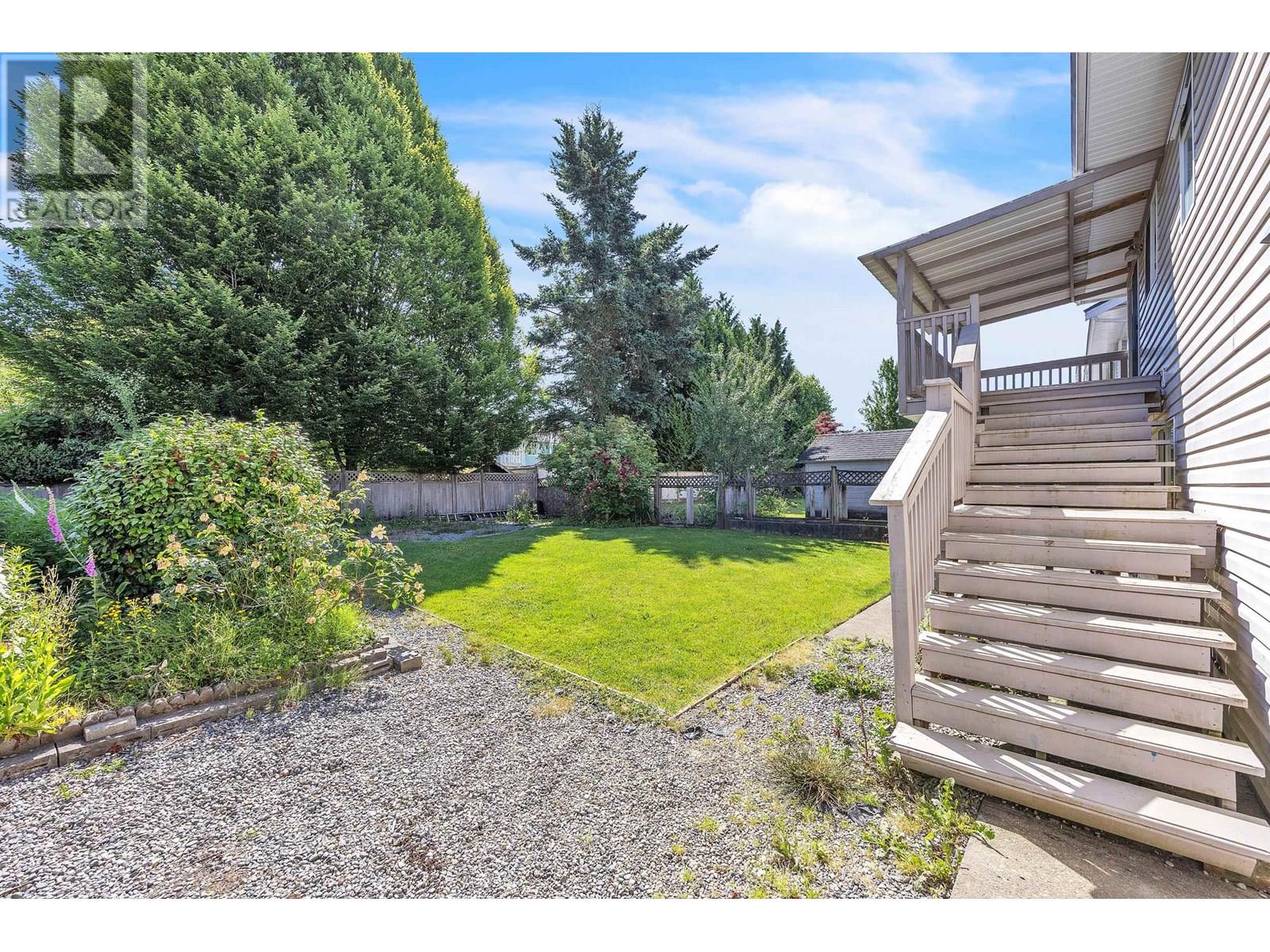 12326 Aurora Street, Maple Ridge, British Columbia  V2X 0J5 - Photo 6 - R2997513