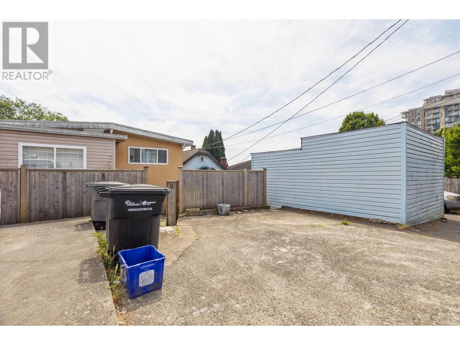 829 Se Marine Drive, Vancouver, British Columbia  V5X 2V2 - Photo 17 - R3002199