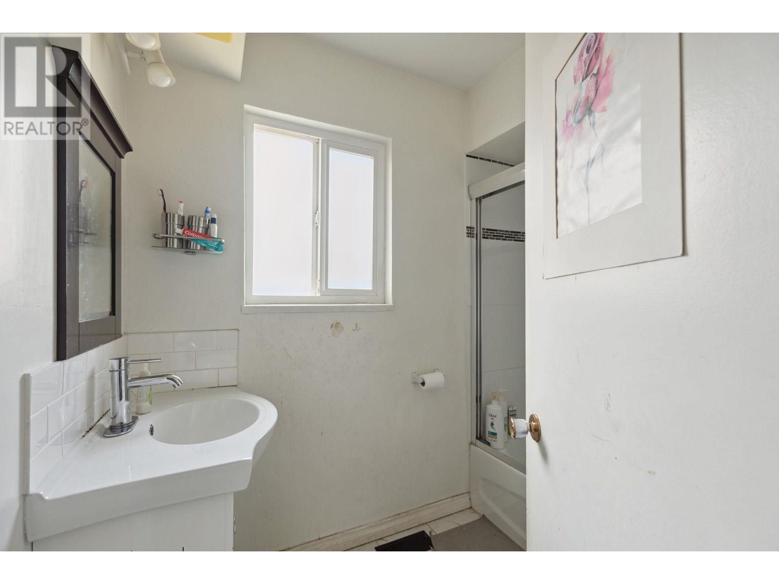 829 Se Marine Drive, Vancouver, British Columbia  V5X 2V2 - Photo 10 - R3002199