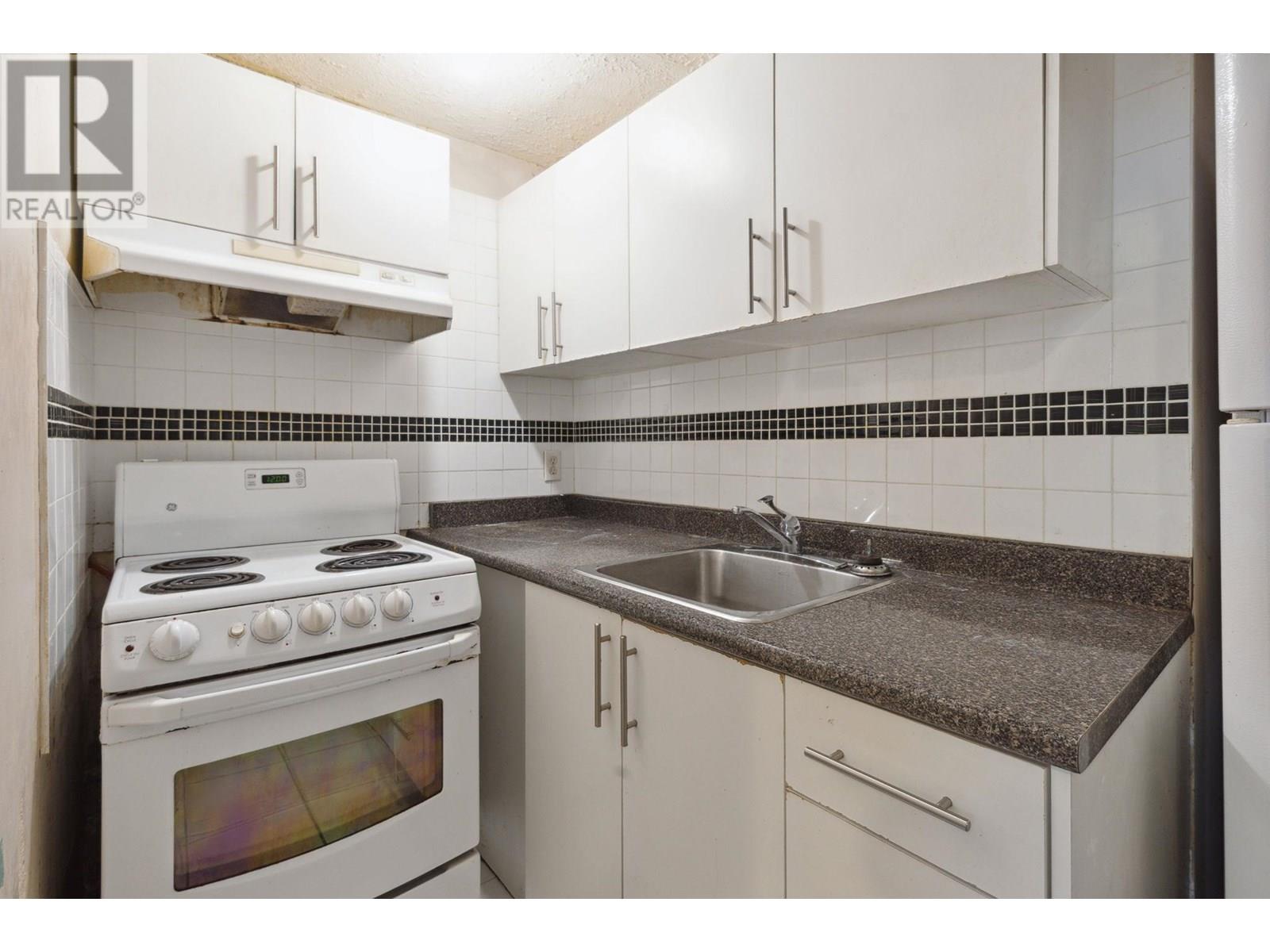 829 Se Marine Drive, Vancouver, British Columbia  V5X 2V2 - Photo 14 - R3002199