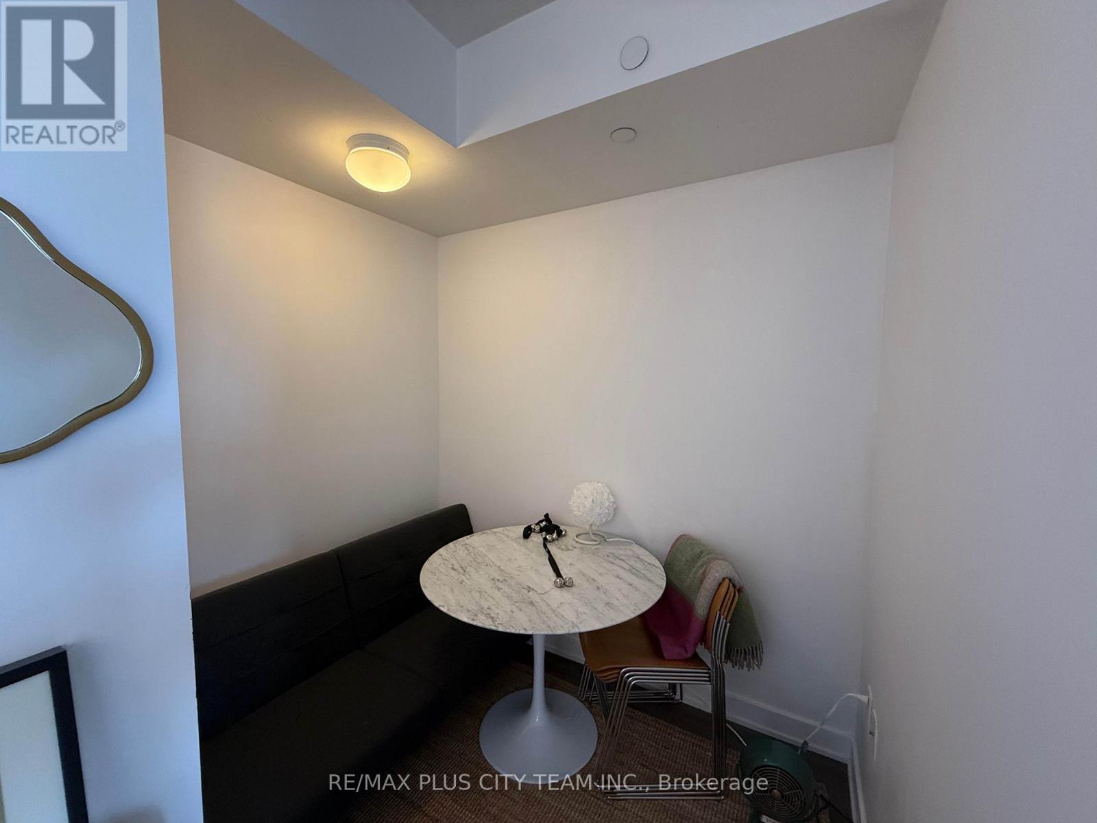 805 - 106 Dovercourt Road, Toronto, Ontario  M6J 0G4 - Photo 10 - C12217165