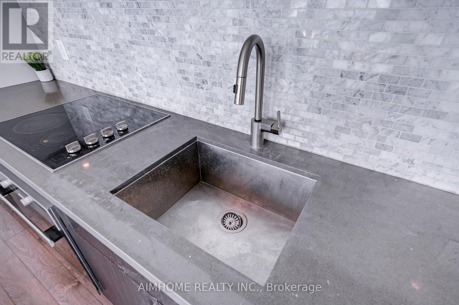 2205 - 8 Mercer Street, Toronto (Waterfront Communities), Ontario  M5V 0C4 - Photo 6 - C12217172