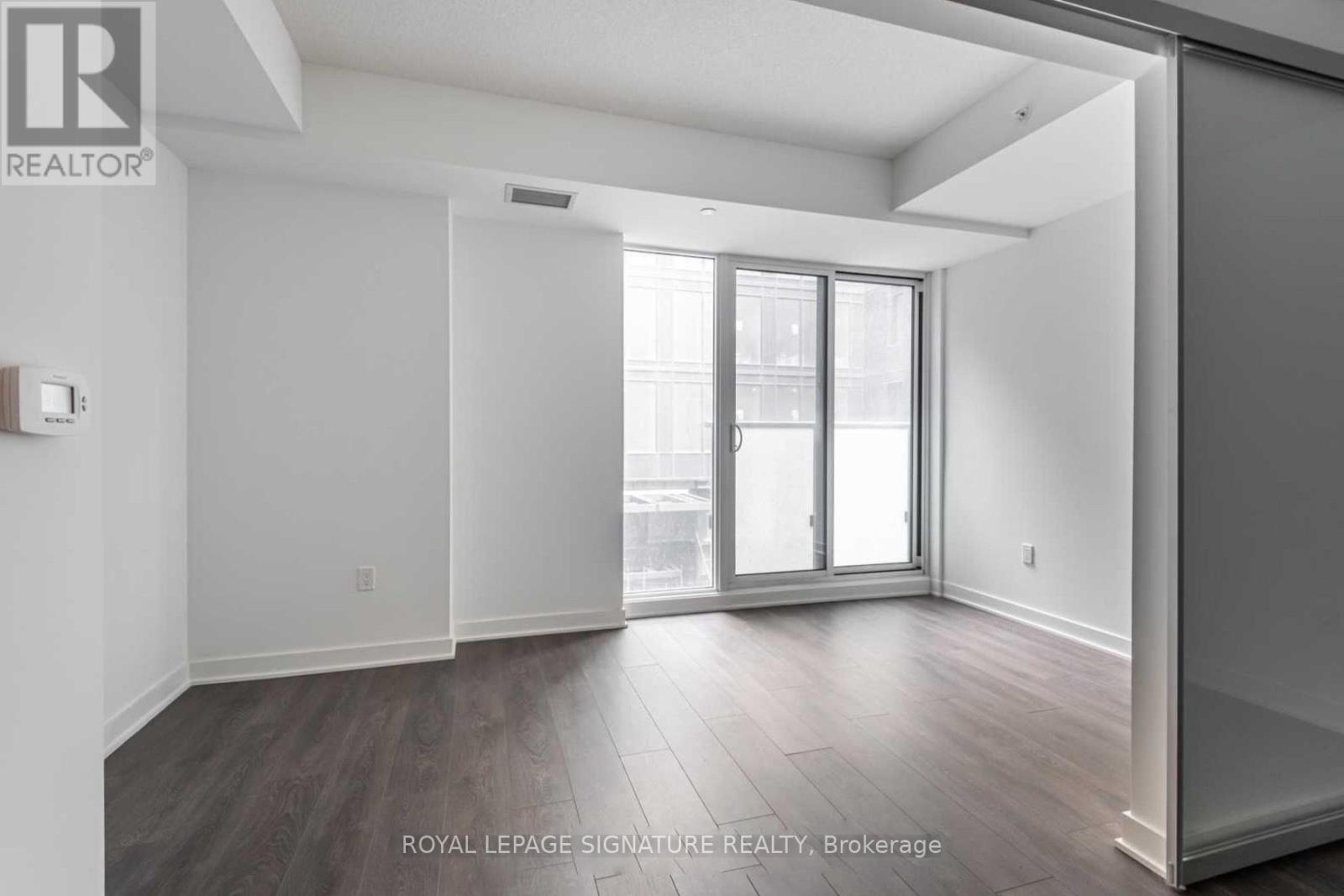 602 - 115 Blue Jays Way, Toronto, Ontario  M5V 3T3 - Photo 10 - C12217183