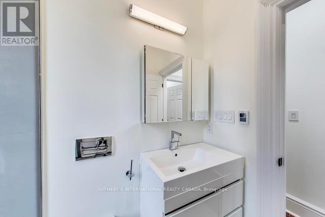 294 Euclid Avenue, Toronto, Ontario  M6J 2K2 - Photo 22 - C12217203