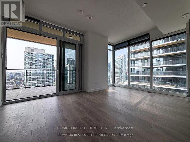 4205 - 3 Concord Cityplace Way, Toronto, Ontario  M5V 0X4 - Photo 4 - C12217218