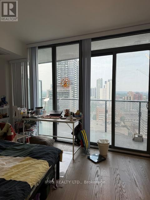 1912 - 11 Wellesley Street W, Toronto, Ontario  M4Y 0G4 - Photo 15 - C12217252