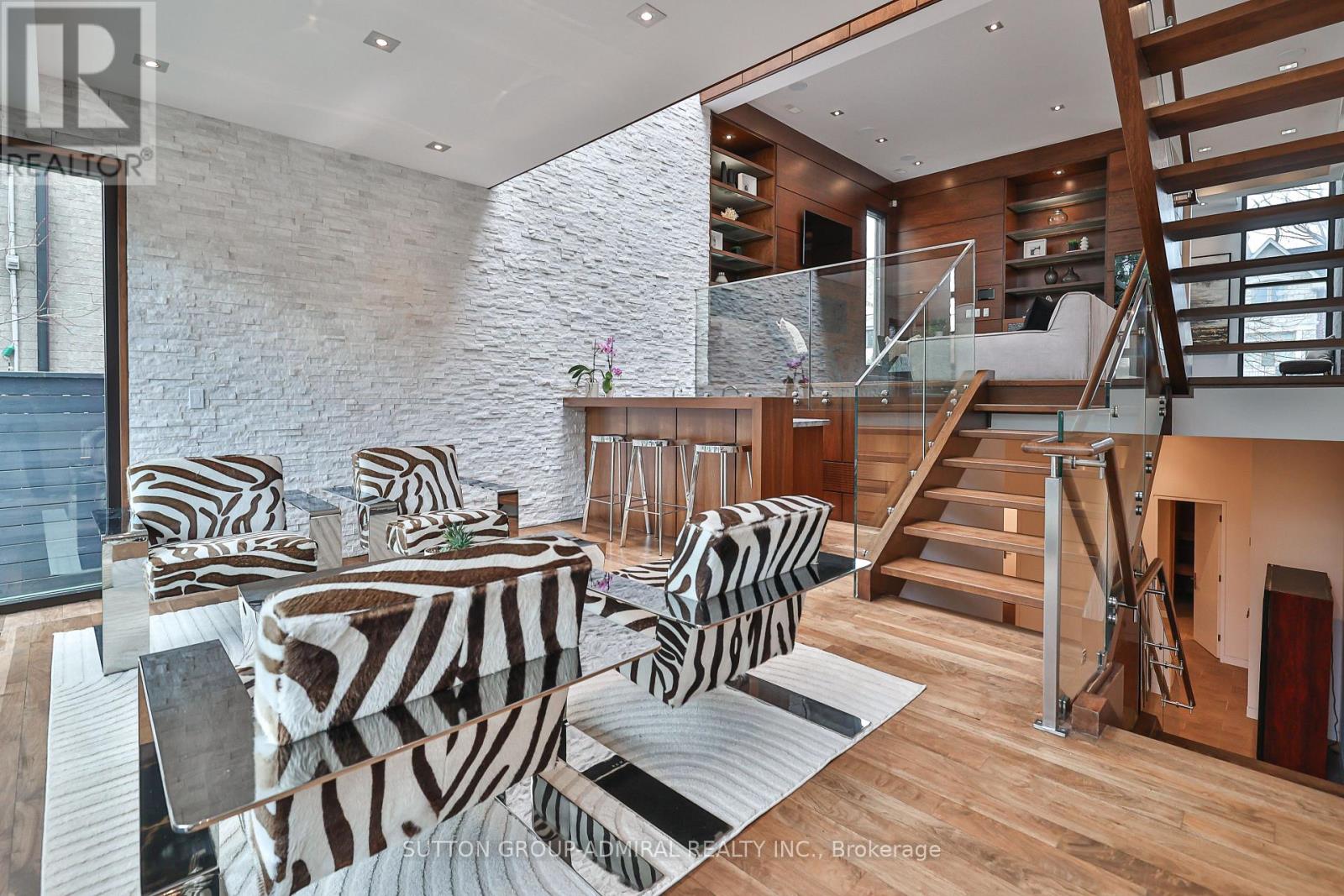 415 Douglas Avenue, Toronto (Bedford Park-Nortown), Ontario  M5M 1H3 - Photo 17 - C12217298