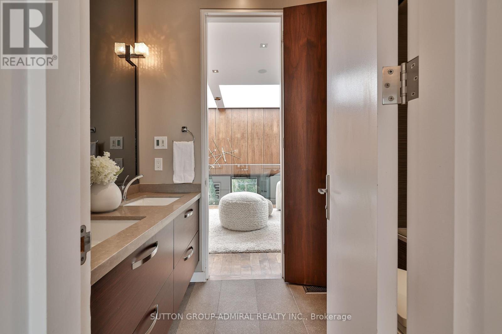 415 Douglas Avenue, Toronto (Bedford Park-Nortown), Ontario  M5M 1H3 - Photo 25 - C12217298