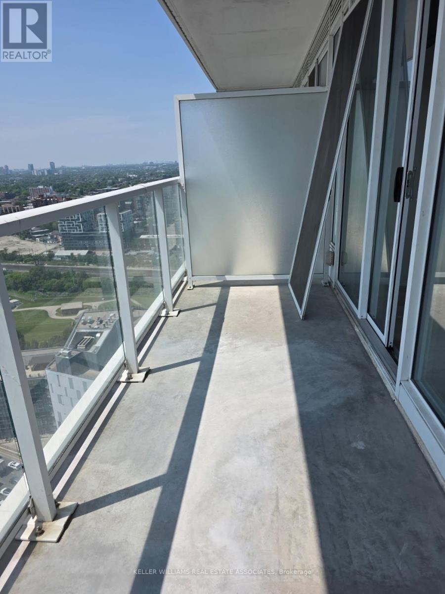 3801 - 19 Bathurst Street, Toronto, Ontario  M5V 0N2 - Photo 8 - C12217313