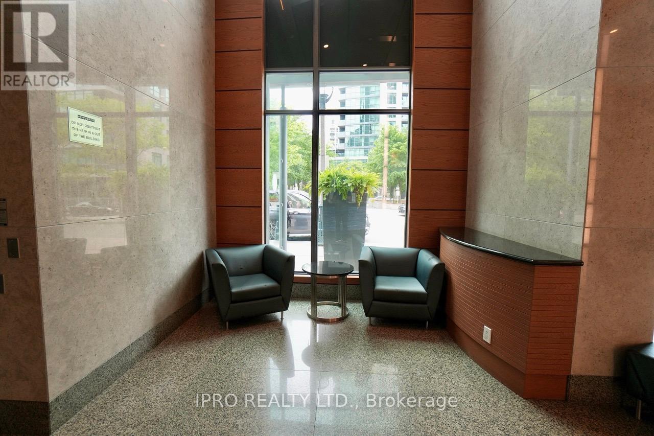811 - 219 Fort York Boulevard, Toronto (Niagara), Ontario  M5V 1B1 - Photo 5 - C12217345