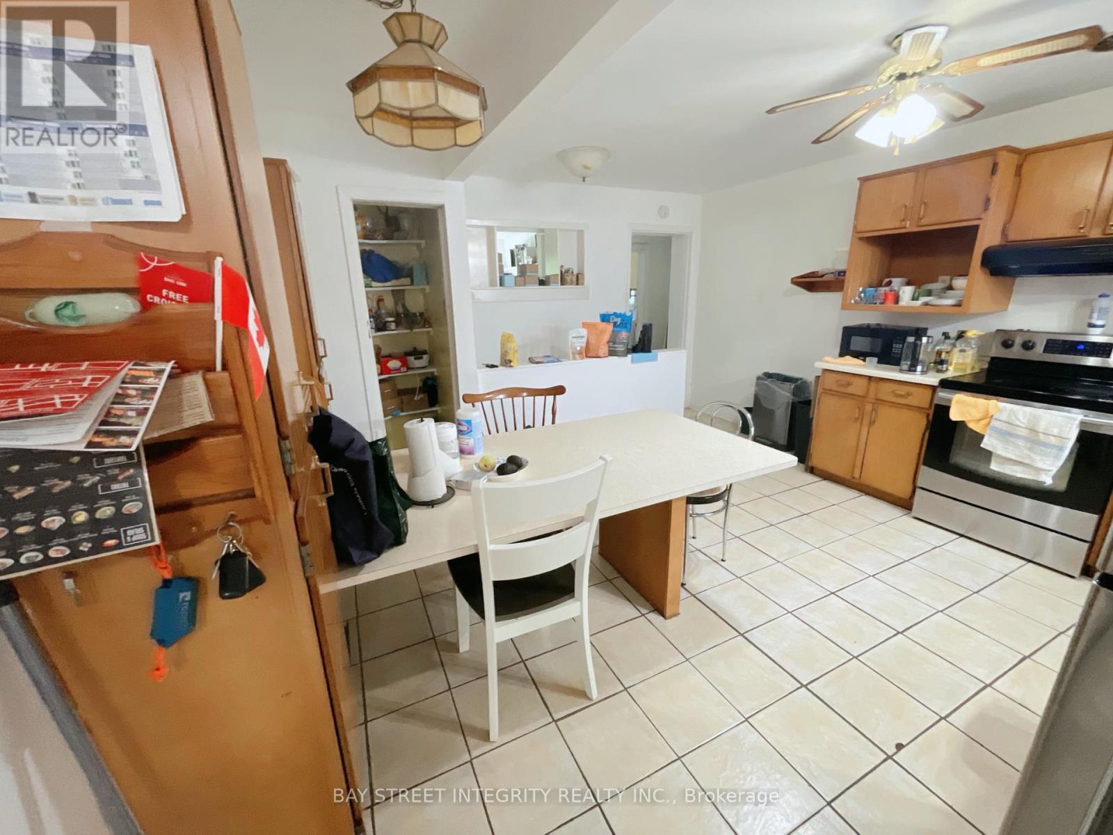51 Wigmore Drive, Toronto, Ontario  M4A 2E6 - Photo 7 - C12189179
